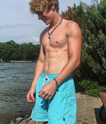 Teens outdoor, NN 5e554ea2346d4.png