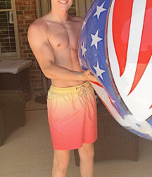 Teens outdoor, NN 5e554ea3cd30f.png