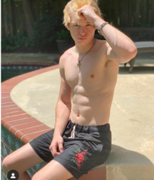 Teens outdoor, NN 5e554ea5b1731.png
