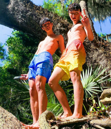 Teen models and sports, NN 5e7c9177e944e.png