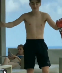 Teen models and sports, NN 5e7c9193a41d2.png