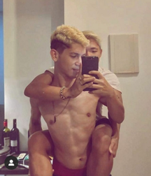 Teen models and sports, NN 5e7c91b165f65.png