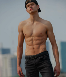Teen models and sports, NN 5e7c9223833a9.png