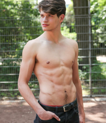 Teen models and sports, NN 5e7c923f3b444.png