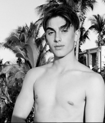 Teen models and sports, NN 5e7c9268d8de5.png