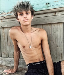 Boys beauty NN gay tube gallery 01 5f391269b7548.jpg