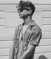 Summer boys funny gay porn selfies  5f551d7c27da1.png