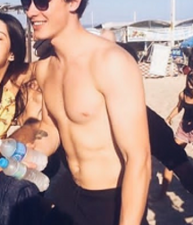 Summer boys funny gay porn selfies  5f551e27e7b05.png