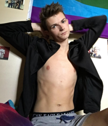 Summer boys funny gay porn selfies  5f551e9310a67.png