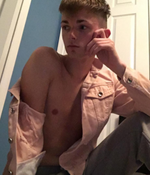 Summer boys funny gay porn selfies  5f551e999bea8.png
