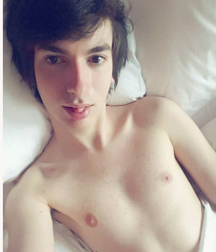 Summer boys funny gay porn selfies  5f551f0b1594d.png