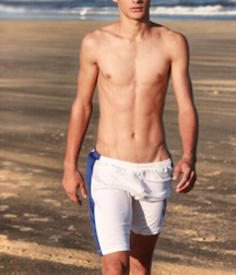Summer boys funny gay porn selfies  5f551f1a3142b.png