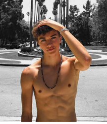 Summer boys funny gay porn selfies  5f551f1ce2f1a.png