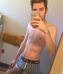 GBT Boys Gay Tube Mix 13-09-04 5f5e16ebd151c.png