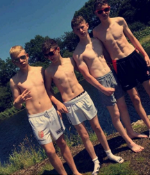 GBT Boys Gay Tube Mix 13-09-04 5f5e1748b7912.png