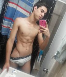 Sexy cute teens gay tube teen boys 5f60e9faa958f.png