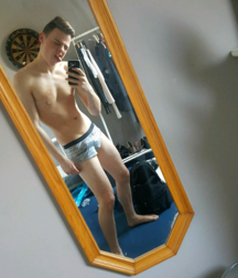 Wendesday's boys gay tube shirtless  5f61d27582570.png