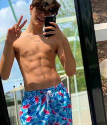 Un bon week-end en bonne compagnie 5f6634e32d3ec.png