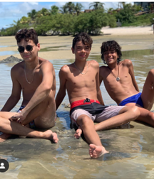 Un bon week-end en bonne compagnie 5f66352cacf27.png