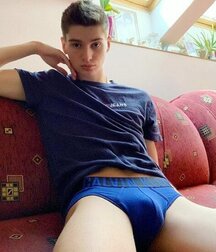 A compilation album from my friends 5ebefd033002c.jpg