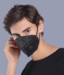 Handsome guys in medical masks 5ece8f98a73e5.jpg