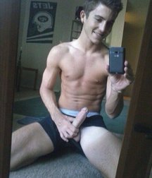 Uploaded by:MasculineyetARTistic 5db6e4a333977.jpg
