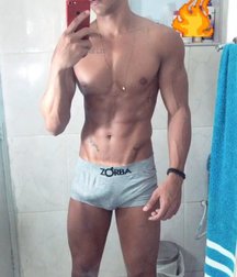 Uploaded by:MasculineyetARTistic 5db6e5b02f31b.jpg