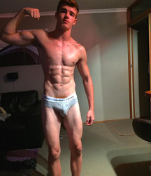 Uploaded by:MasculineyetARTistic 5db6e600a061a.jpg