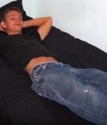 Chris hot boy 5873b7e0038ff.jpg