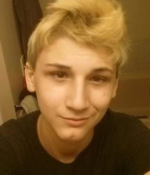 Lucas hot boy 58da86355e061.jpg
