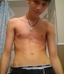 Lucas hot boy 58da86565494c.jpg