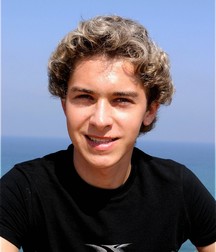Joao's fun at the beach  5a9add4544eb0.jpg