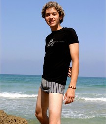 Joao's fun at the beach  5a9add529f05c.jpg