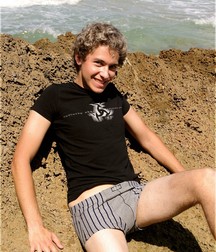 Joao's fun at the beach  5a9add5e7eaf2.jpg