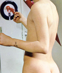 More Retro Twinks  5b4cbda181e94.jpg