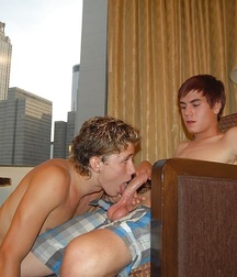 Twinks getting down and dirty  5bbd3960ddc03.jpg