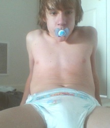 Twinks getting down and dirty  5bbd398591d4f.jpg