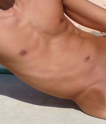 Me naked 5e164d156105f.jpg