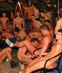 Anything goes 58d44b8262693.jpg