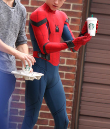 Super Heroes 5e942de7dfe6a.jpg