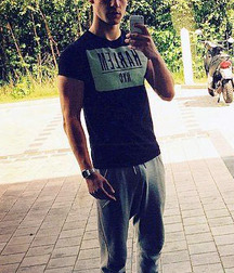 Boys0 5ab4c45cbe765.jpg