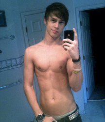 boys1 5abf4139b33c5.jpg