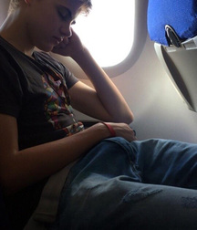 Uploaded by:newerlove 5c0ab04db61fa.jpg