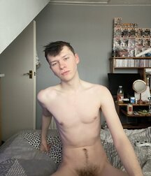 Shining Ember Selfie Boys Cam Porn 62a612223be25.jpg