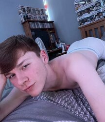 Shining Ember Selfie Boys Cam Porn 62a6122d7860d.jpg
