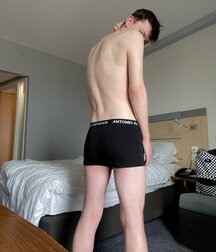 Shining Ember Selfie Boys Cam Porn 62a612515a603.jpg