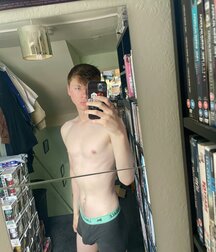 Shining Ember Selfie Boys Cam Porn 62a61273ea85e.jpg