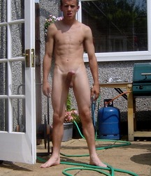 In the garden 56b1b6694b67d.jpg