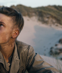 Louis Hofmann 5cf982cfe32dc.png