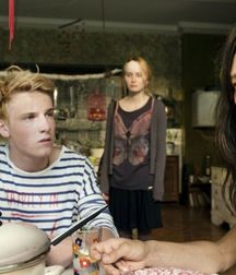 Louis Hofmann 5cf982d66b6de.jpg
